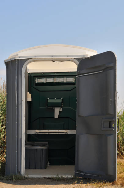 Best Construction site porta potty rental  in Mccla, AL